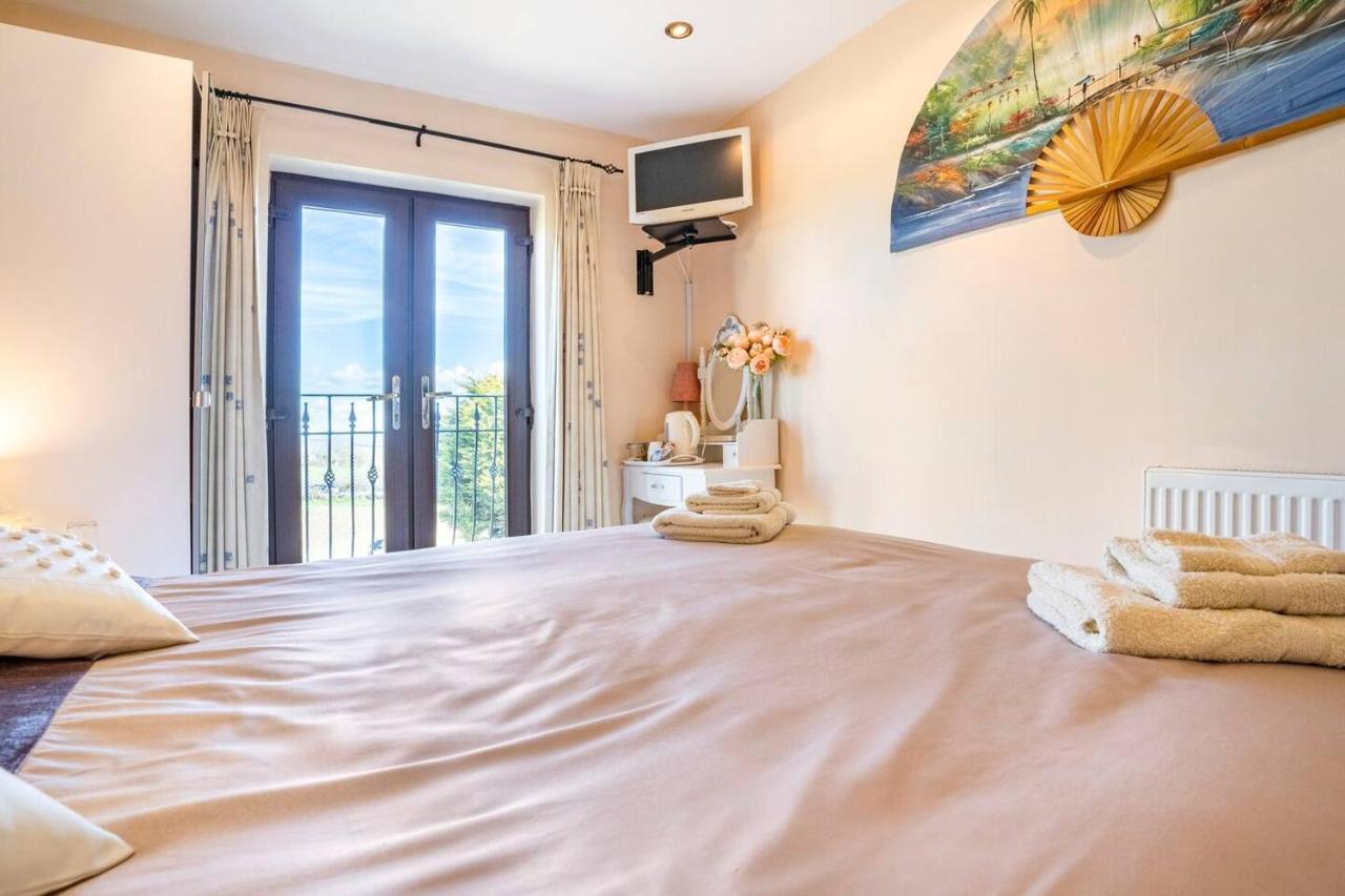 Willow Ridge - A Large Country House With 3 Rental Rooms Clutton Ngoại thất bức ảnh